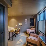 Bryggehotell - By Classic Norway Henningsvær