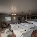 호텔 Bryggehotell - By Classic Norway 헤닝스베르