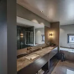 Otel Bryggehotell - By Classic Norway 5*