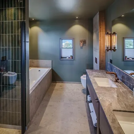 Hotel Bryggehotell - By Classic Norway 5*