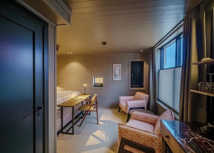 Bryggehotell - By Classic Norway Henningsvær
