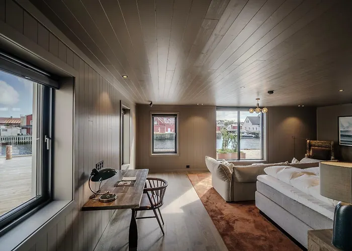 Hotel Bryggehotell - By Classic Norway