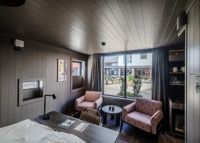 Bryggehotell - By Classic Norway מלון הנינגסבר