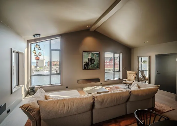 Bryggehotell - By Classic Norway מלון