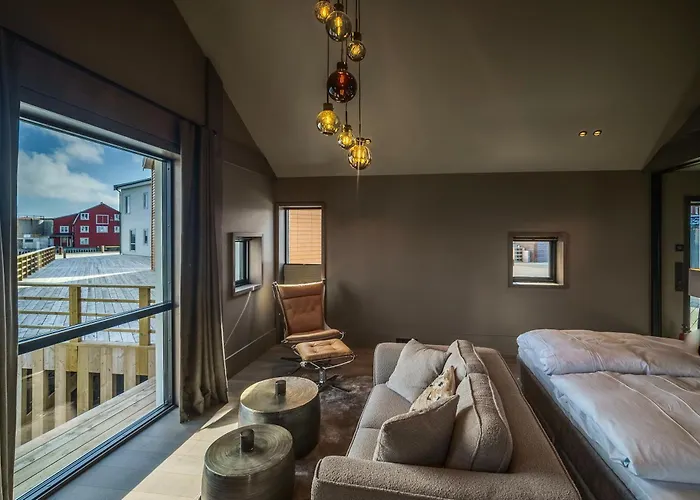 מלון Bryggehotell - By Classic Norway 5*