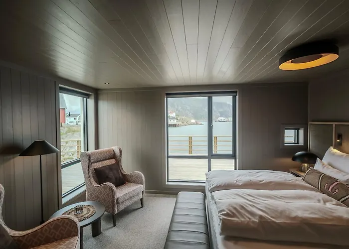 מלון Bryggehotell - By Classic Norway 5*