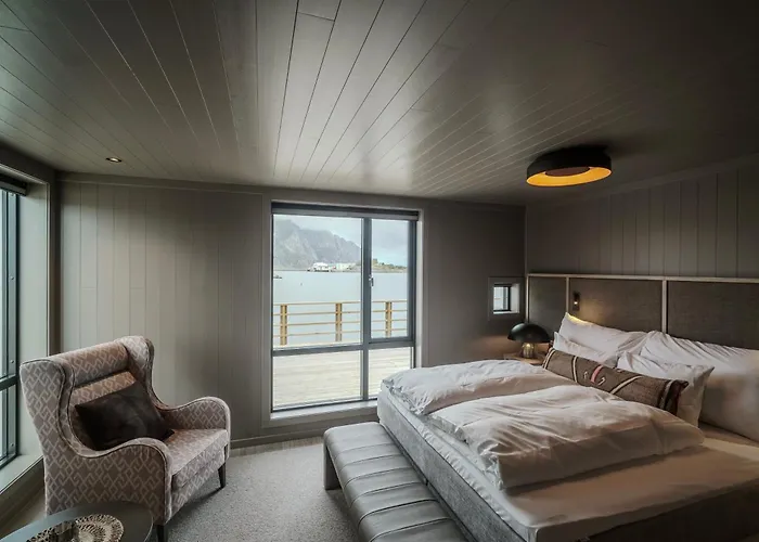 Bryggehotell - By Classic Norway Henningsvær