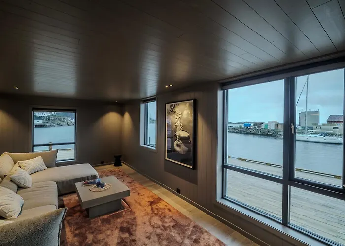 Bryggehotell - By Classic Norway 5* Henningsvær