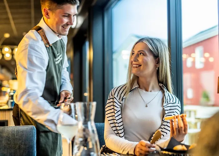 Bryggehotell - By Classic Norway מלון 5*