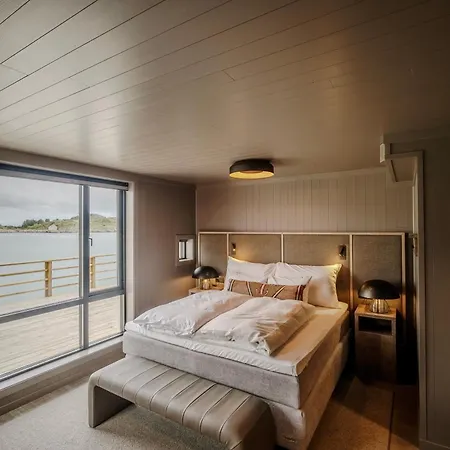 Bryggehotell - By Classic Norway 5* هينينغفير