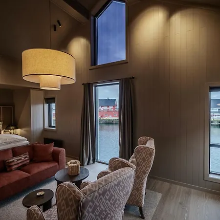 فندق Bryggehotell - By Classic Norway 5*