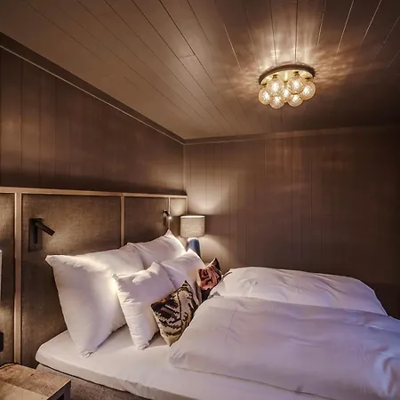 Отель Bryggehotell - By Classic Norway 5*