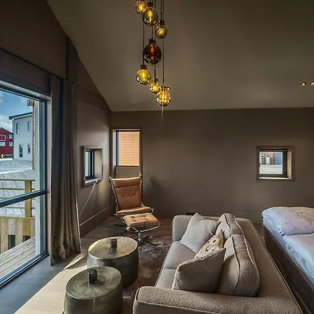 فندق Bryggehotell - By Classic Norway 5*