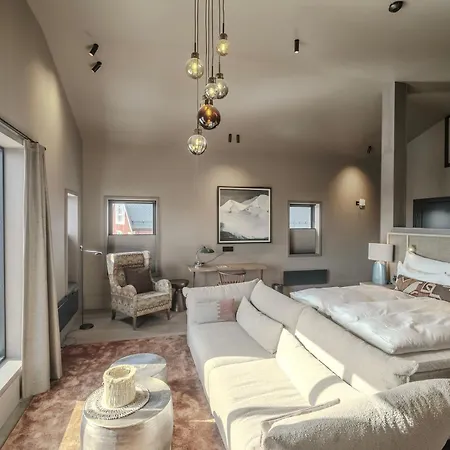 Bryggehotell - By Classic Norway فندق هينينغفير