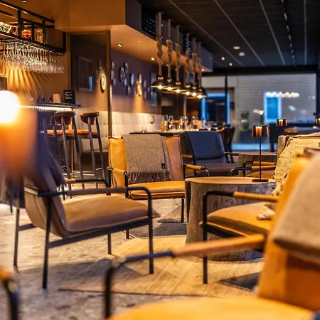 Bryggehotell - By Classic Norway 5* هينينغفير