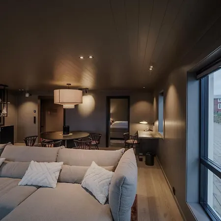 فندق Bryggehotell - By Classic Norway 5*